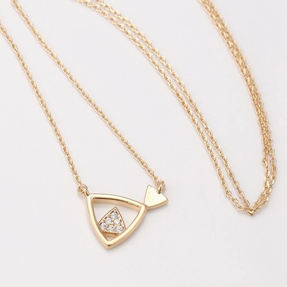18k Gold Plated Triangle Pendant Necklace - Picture 3 of 7